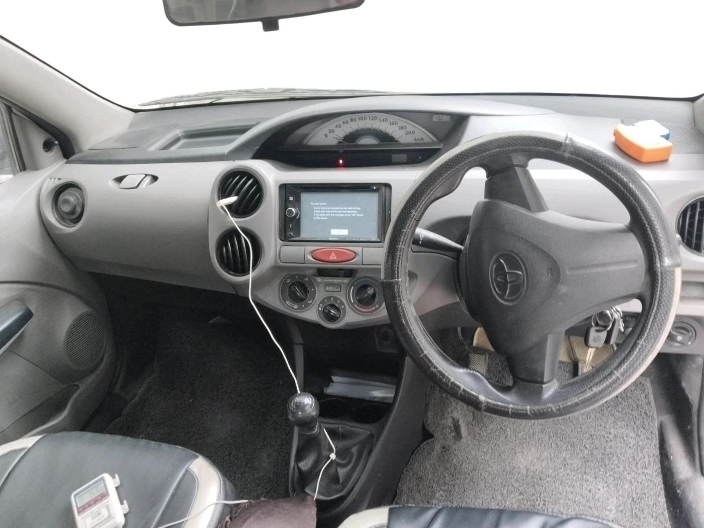 2011 Toyota Etios G, Petrol, Manual, 42,715 km, interior