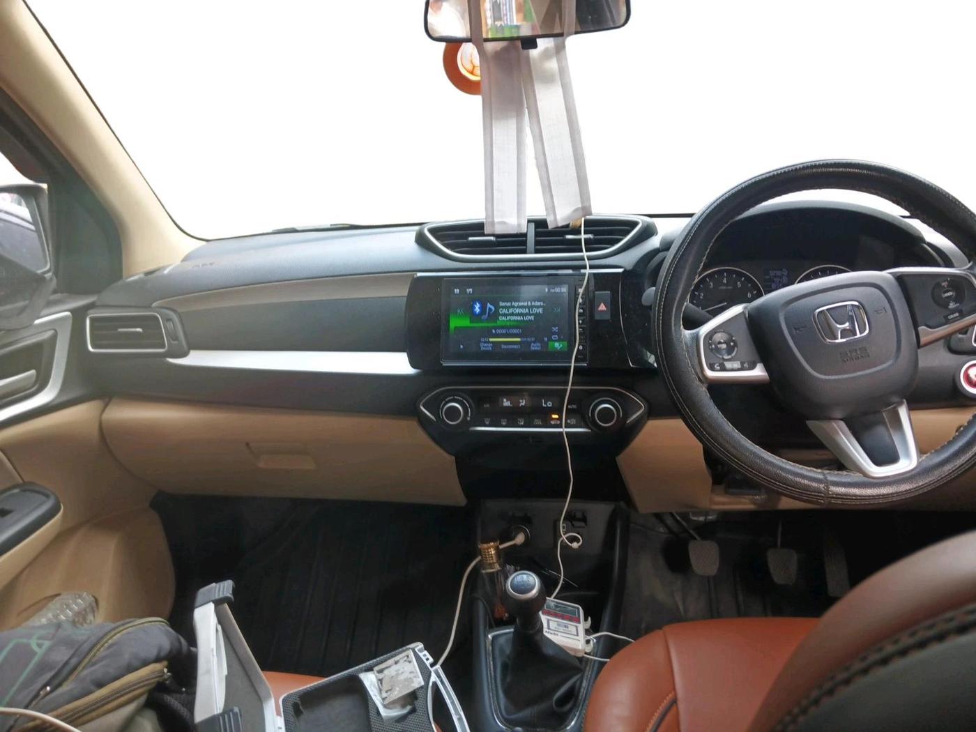 2023 Honda Amaze 1.2L I-VTEC VX, Petrol, Manual, 29,642 km, interior
