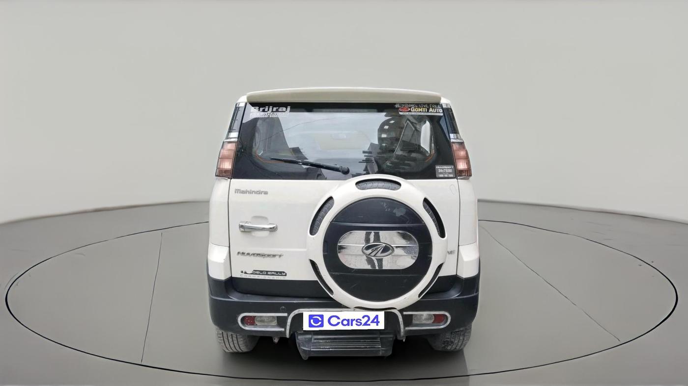 2016 Mahindra NUVOSPORT N8, Diesel, Manual, 61,673 km, exterior