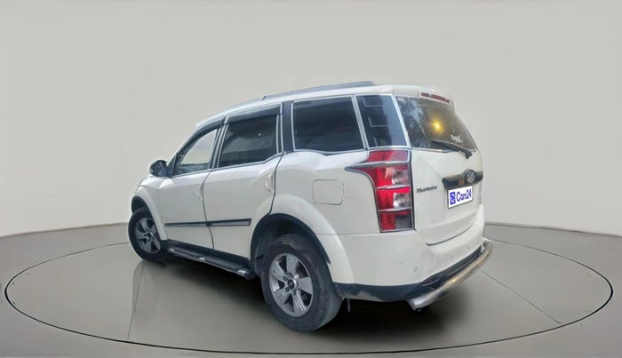 2015 Mahindra XUV500 W8, Diesel, Manual, 98,266 km, exterior