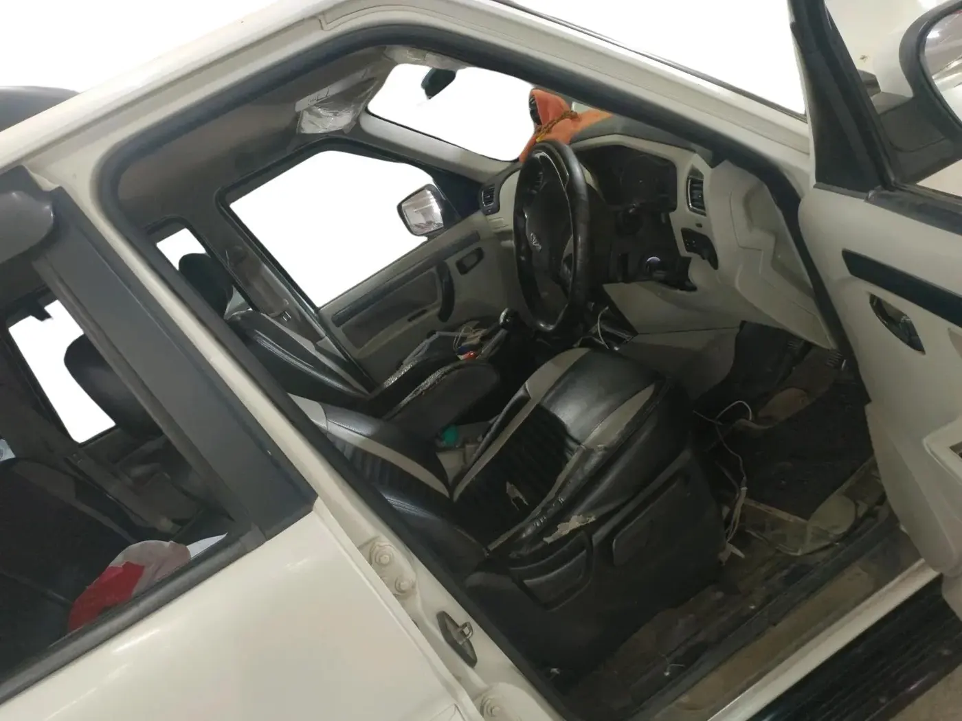 2019 Mahindra Scorpio S9, Diesel, Manual, 1,30,181 km, interior