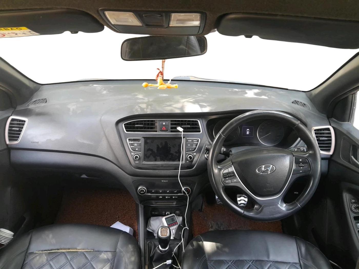 2018 Hyundai i20 Active 1.2 SX, Petrol, Manual, 81,675 km, interior