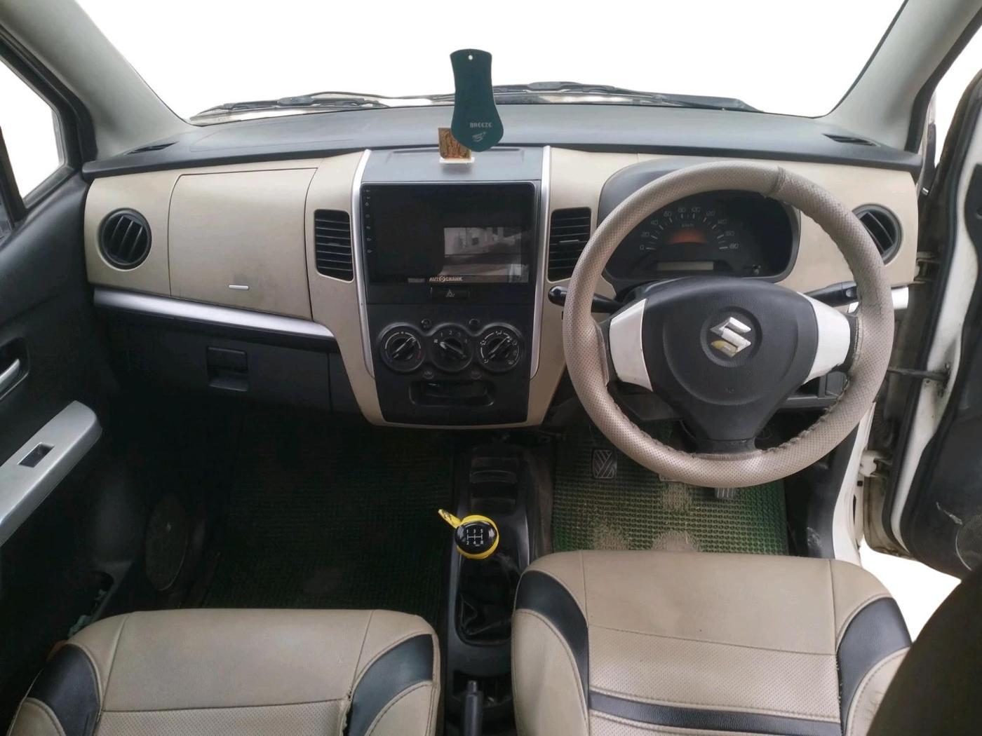 2017 Maruti Wagon R 1.0 LXI CNG, CNG, Manual, 73,482 km, interior