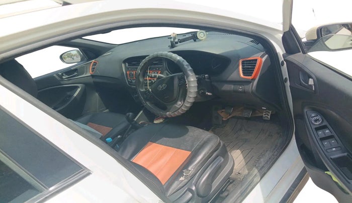 2015 Hyundai i20 Active 1.2 S, Petrol, Manual, 18,414 km, interior