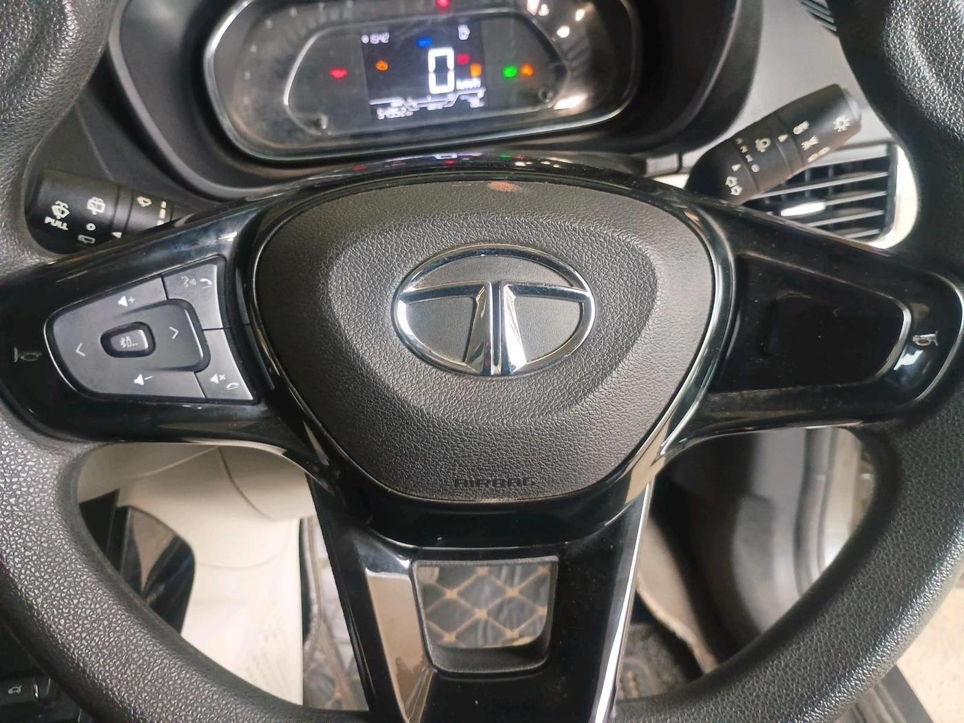 2022 Tata NEXON XZ PLUS DIESEL, Diesel, Manual, 54,952 km, interior