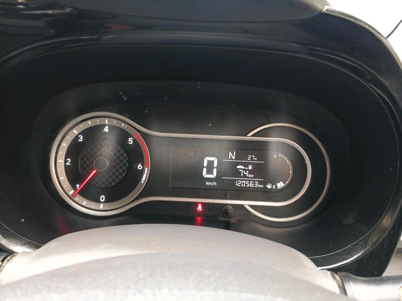 2019 Hyundai GRAND I10 NIOS SPORTZ U2 AMT 1.2 CRDI, Diesel, Automatic, 1,20,563 km, interior