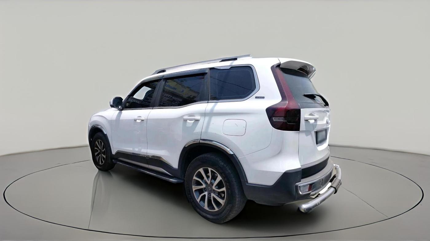 2024 Mahindra SCORPIO-N Z8 Select Diesel AT 2WD, Diesel, Automatic, 30,663 km, exterior