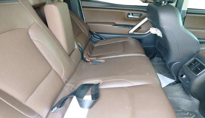 2024 Mahindra SCORPIO-N Z8 Select Diesel AT 2WD, Diesel, Automatic, 30,663 km, interior