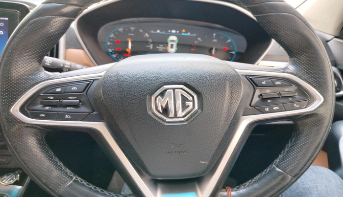 2020 MG HECTOR PLUS SHARP 2.0 DIESEL TURBO MT 6-STR, Diesel, Manual, 65,343 km, interior
