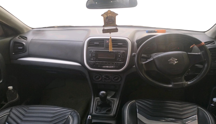 2021 Maruti Vitara Brezza LXI, Petrol, Manual, 43,760 km, interior