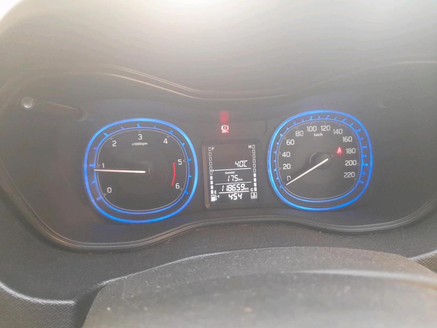2018 Maruti Vitara Brezza ZDI, Diesel, Manual, 1,18,659 km, interior
