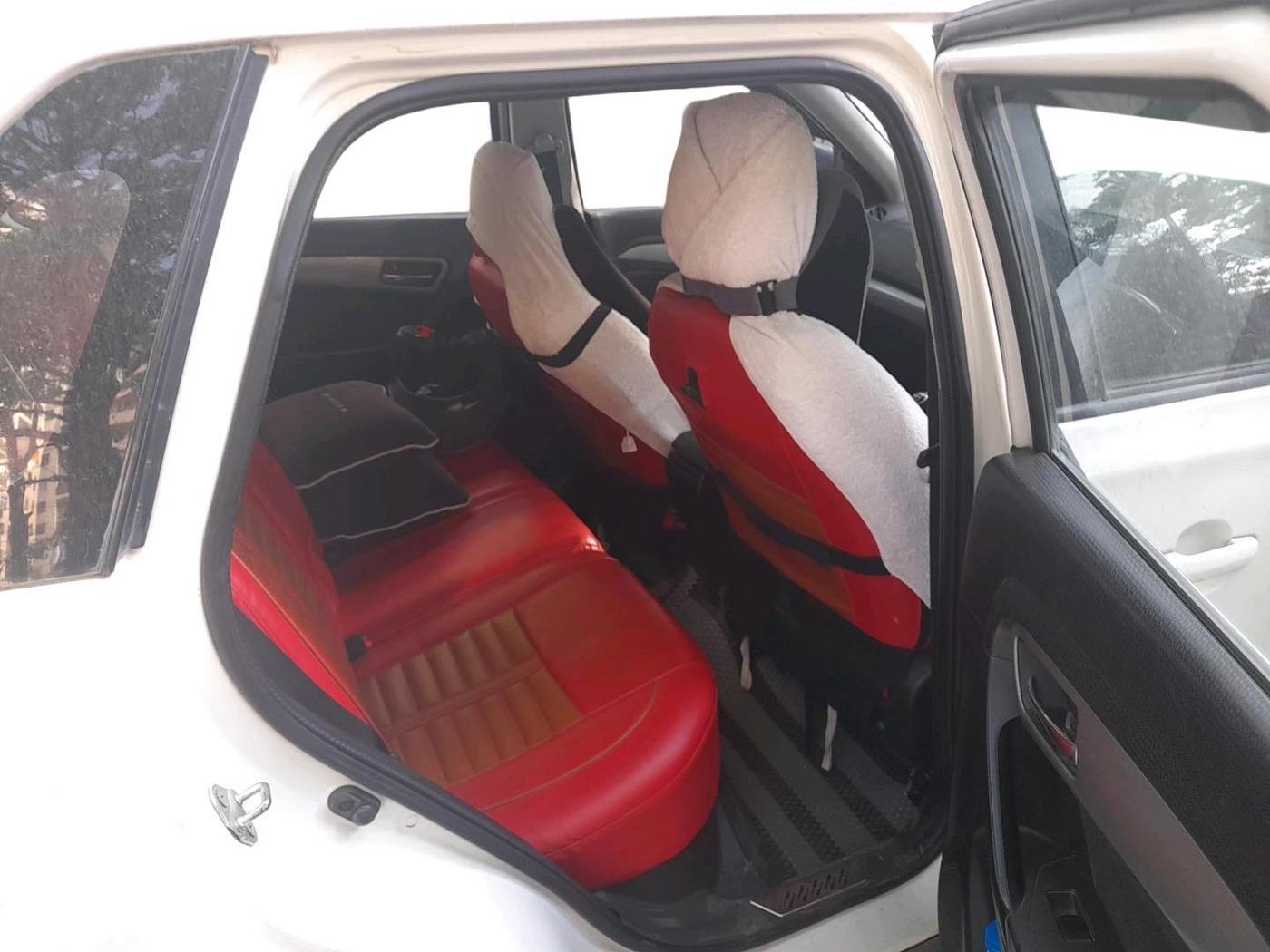 2018 Maruti Vitara Brezza ZDI, Diesel, Manual, 1,18,659 km, interior