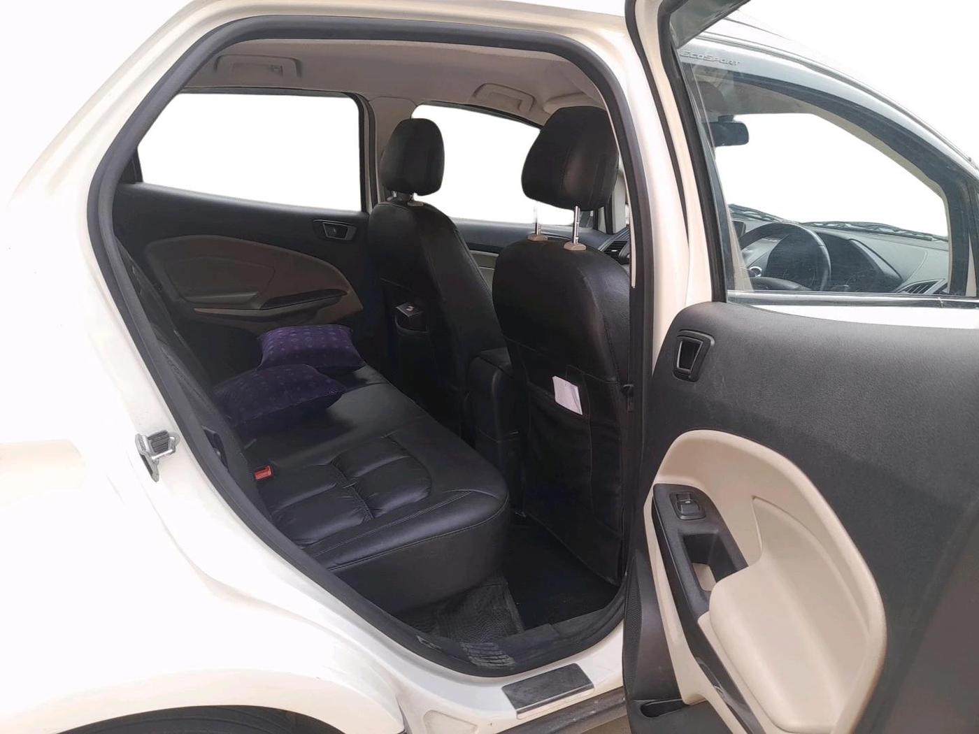 2019 Ford Ecosport TITANIUM 1.5L DIESEL, Diesel, Manual, 1,02,828 km, interior