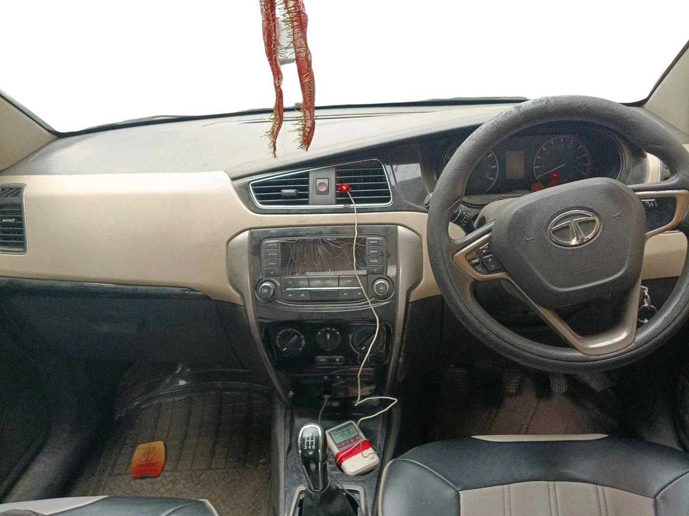 2014 Tata Zest XMS 75PS DIESEL, Diesel, Manual, 1,58,197 km, interior