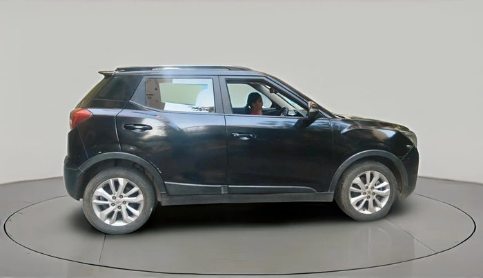 2020 Mahindra XUV300 W8 1.5 DIESEL, Diesel, Manual, 1,39,920 km, exterior