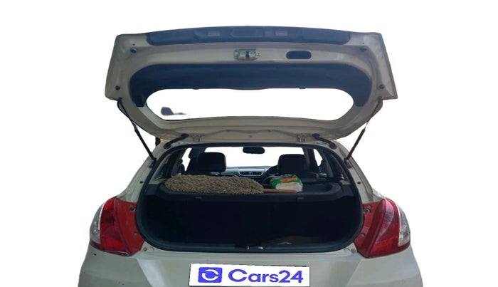 2016 Maruti Swift VXI, Petrol, Manual, 56,876 km, exterior