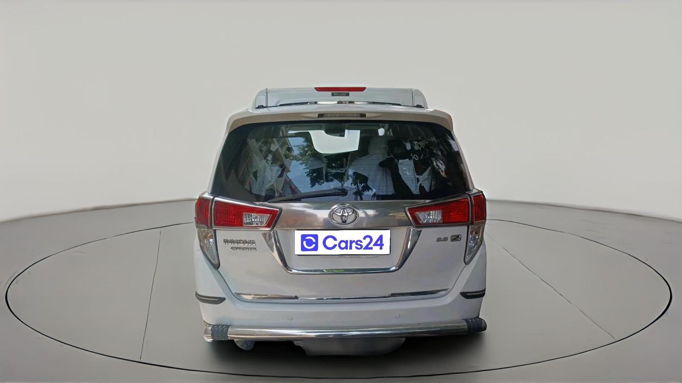 2017 Toyota Innova Crysta 2.8 ZX AT 7 STR, Diesel, Automatic, 1,17,456 km, exterior