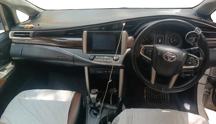2017 Toyota Innova Crysta 2.8 ZX AT 7 STR, Diesel, Automatic, 1,17,456 km, interior
