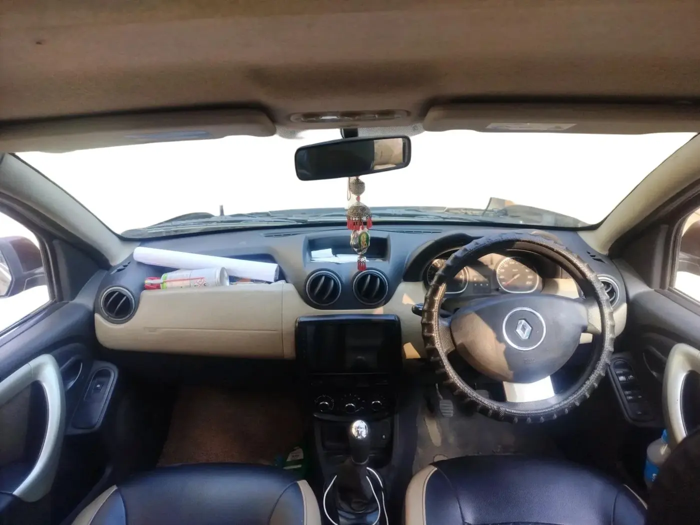 2013 Renault Duster 85 PS RXL DIESEL, Diesel, Manual, 1,90,876 km, interior