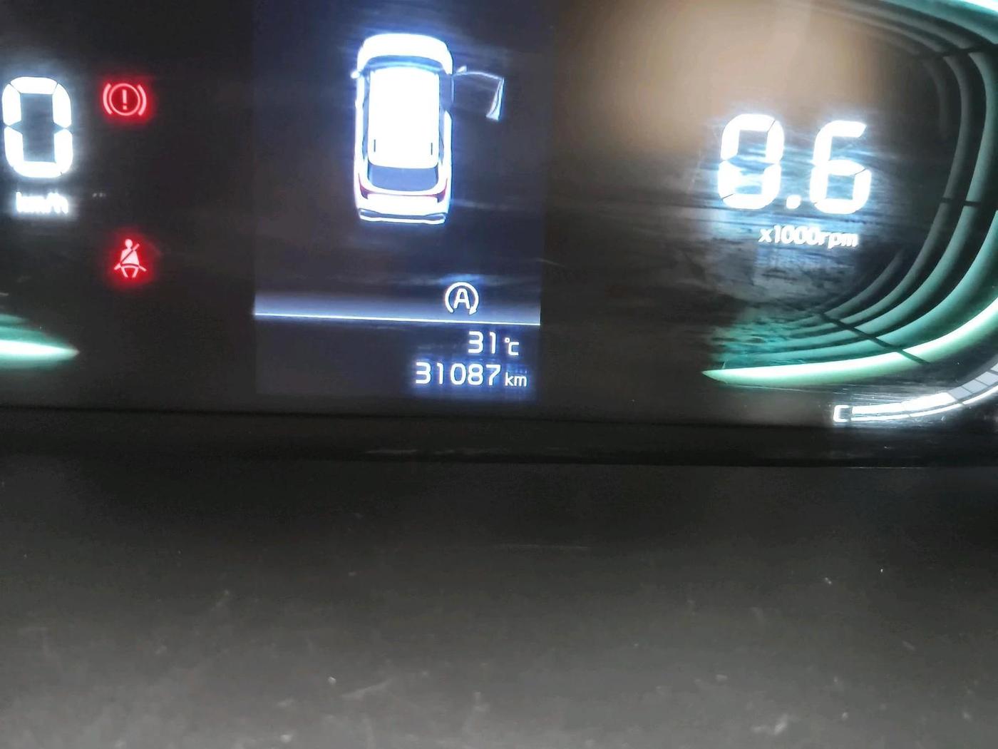 2024 KIA CARENS Gravity 1.5 Petrol MT, Petrol, Manual, 31,087 km, interior