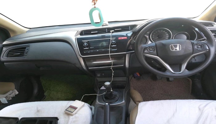 2014 Honda City 1.5L I-VTEC SV, Petrol, Manual, 1,04,707 km, interior