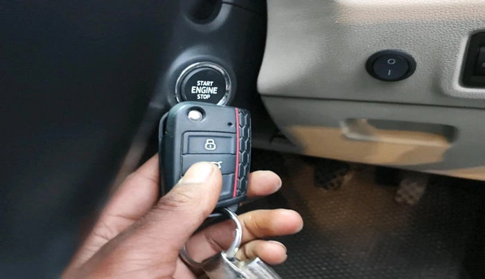 2022 Skoda SLAVIA AMBITION 1.0L TSI MT, Petrol, Manual, 51,791 km, interior