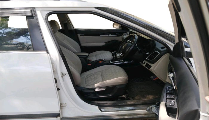 2020 KIA SELTOS HTX 1.5 PETROL, Petrol, Manual, 1,07,036 km, interior