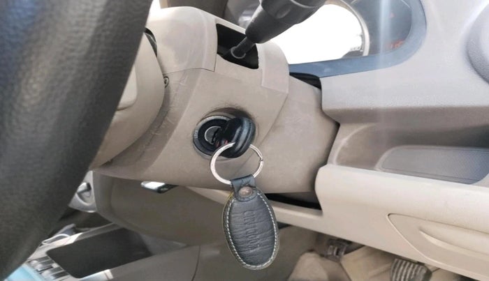 2013 Chevrolet Sail 1.2 LT ABS, Petrol, Manual, 1,15,494 km, interior