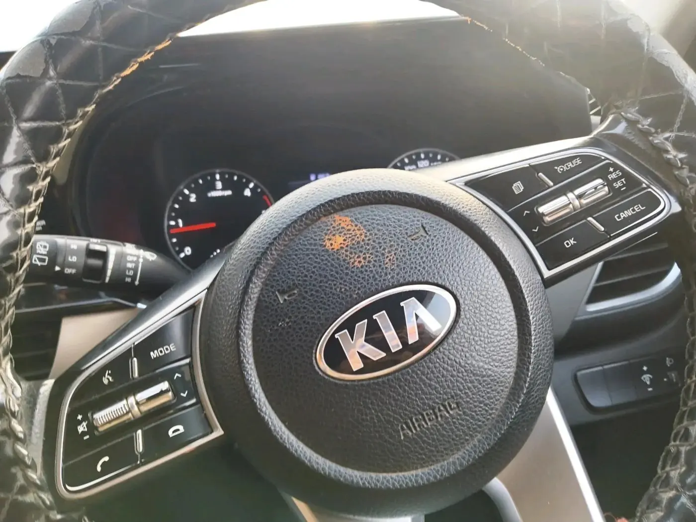 2019 KIA SELTOS HTK PLUS 1.5 DIESEL, Diesel, Manual, 1,84,000 km, interior