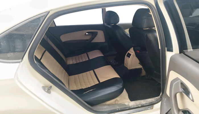 2011 Volkswagen Vento HIGHLINE PETROL AT, Petrol, Automatic, 1,20,531 km, interior