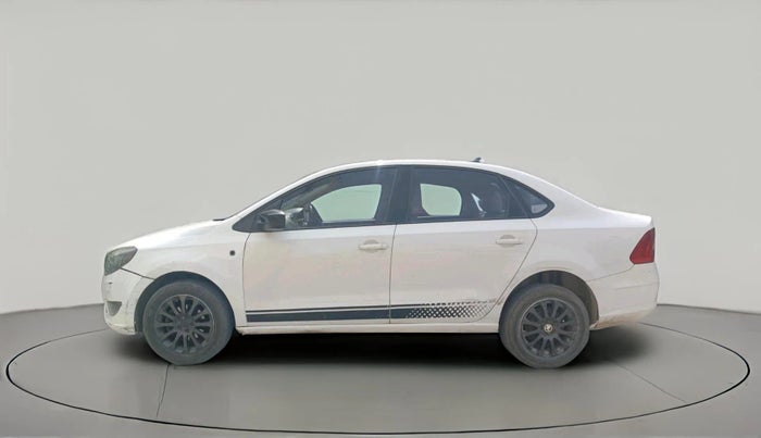 2014 Skoda Rapid 1.5 TDI CR ELEGANCE, Diesel, Manual, 1,40,881 km, exterior