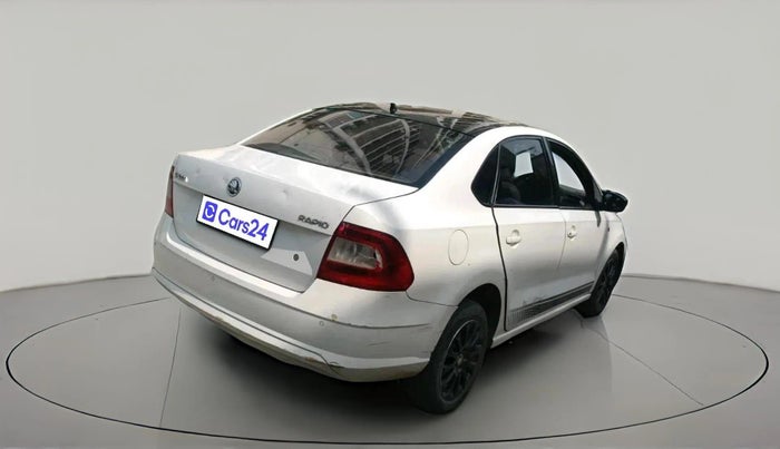 2014 Skoda Rapid 1.5 TDI CR ELEGANCE, Diesel, Manual, 1,40,881 km, exterior