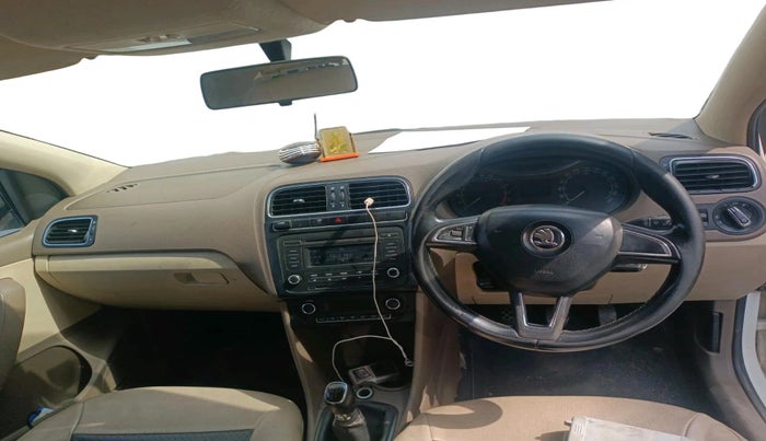 2014 Skoda Rapid 1.5 TDI CR ELEGANCE, Diesel, Manual, 1,40,881 km, interior