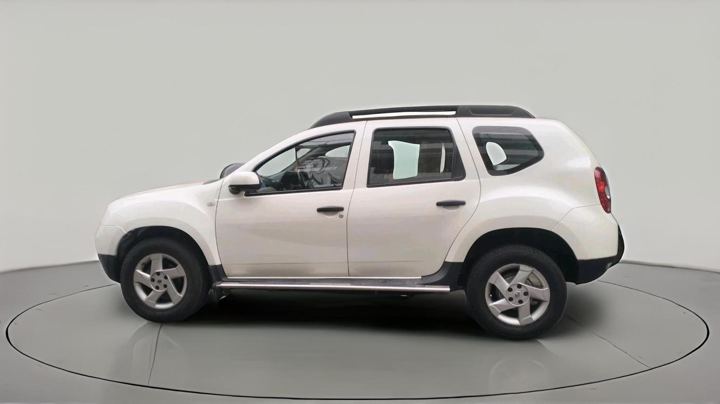 2013 Renault Duster 85 PS RXL DIESEL, Diesel, Manual, 1,29,272 km, exterior