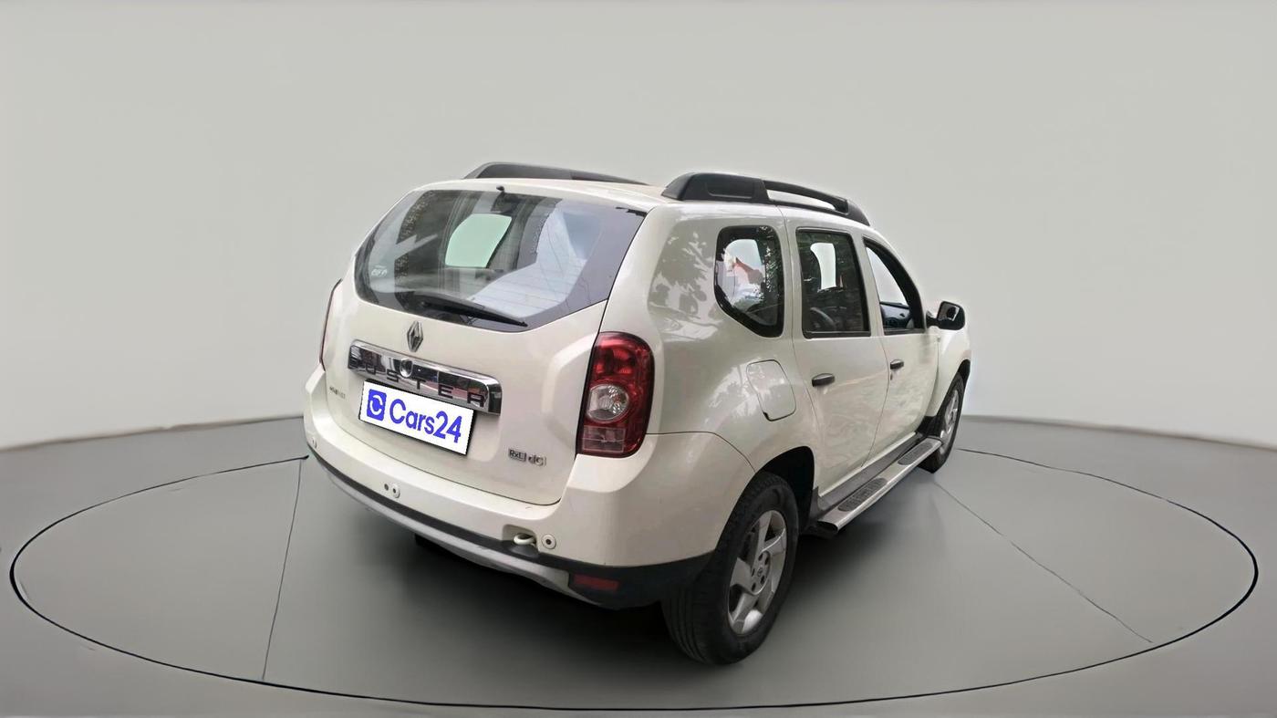 2013 Renault Duster 85 PS RXL DIESEL, Diesel, Manual, 1,29,272 km, exterior
