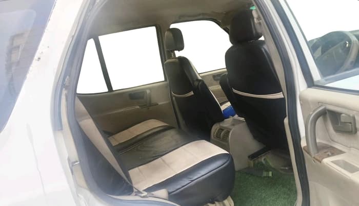 2012 Tata Safari 4X2 LX DICOR, Diesel, Manual, 1,54,054 km, interior