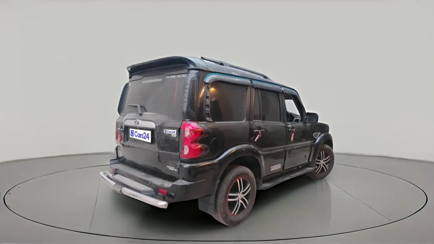 2021 Mahindra Scorpio S9, Diesel, Manual, 72,243 km, exterior
