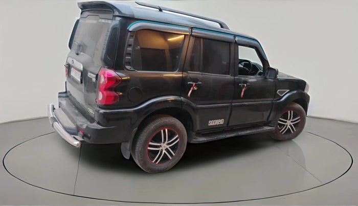 2021 Mahindra Scorpio S9, Diesel, Manual, 72,243 km, exterior