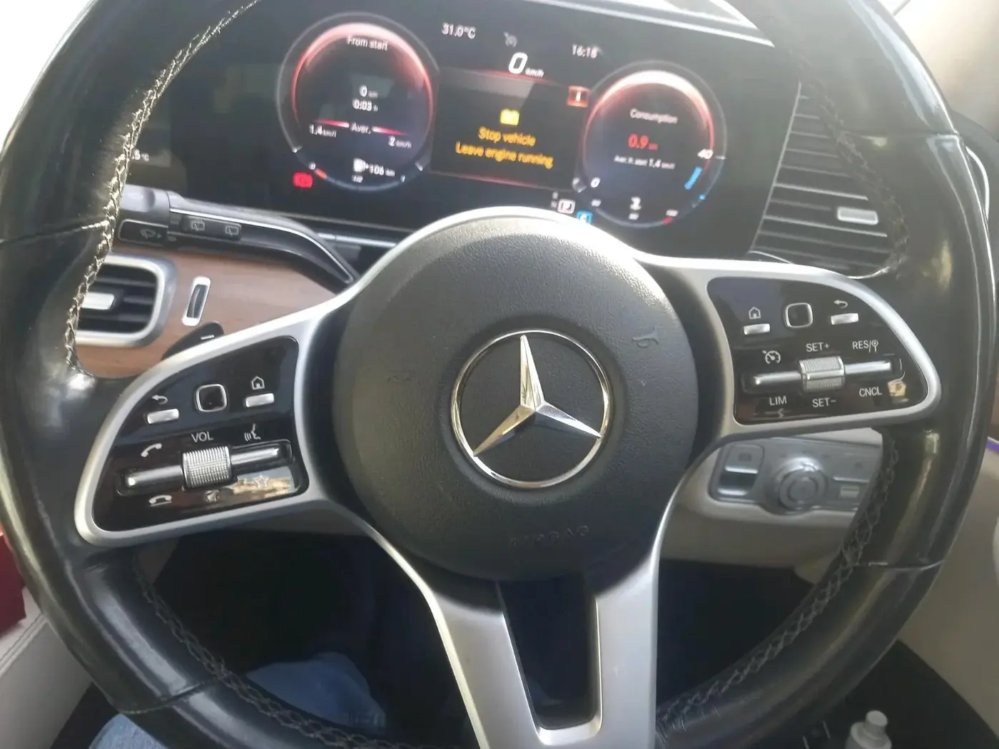 2021 Mercedes Benz GLE 300D 4MATIC, Diesel, Automatic, 82,212 km, interior