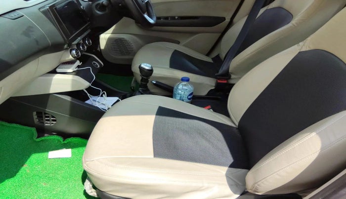 2020 Renault TRIBER RXZ, Petrol, Manual, 64,791 km, interior