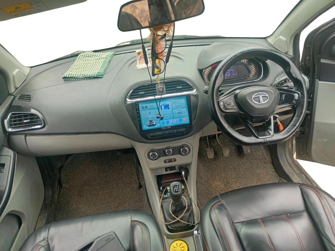 2022 Tata Tiago XT CNG, CNG, Manual, 1,08,709 km, interior
