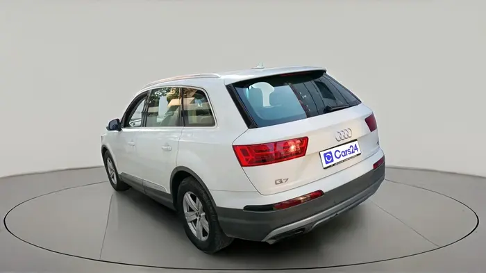 2016 Audi Q7 45 TDI QUATTRO PREMIUM PLUS, Diesel, Automatic, 1,81,779 km, exterior