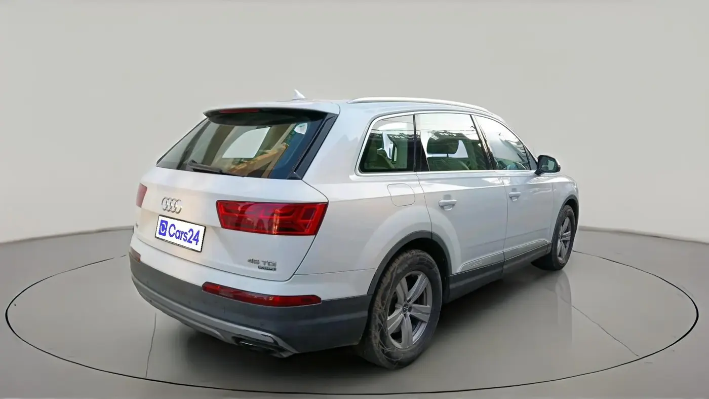2016 Audi Q7 45 TDI QUATTRO PREMIUM PLUS, Diesel, Automatic, 1,81,779 km, exterior