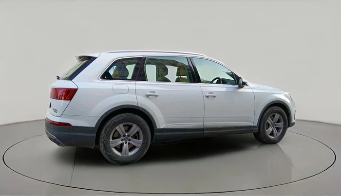 2016 Audi Q7 45 TDI QUATTRO PREMIUM PLUS, Diesel, Automatic, 1,81,779 km, exterior