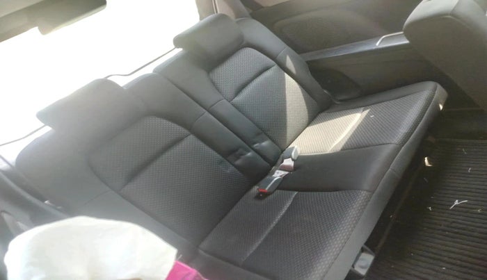 2016 Honda BR-V 1.5L I- DTEC V, Diesel, Manual, 1,15,191 km, interior