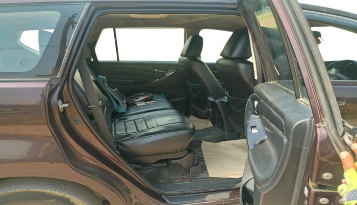 2018 Toyota Innova Crysta 2.4 GX 8 STR, Diesel, Manual, 1,77,932 km, interior