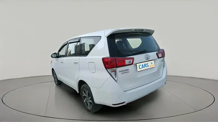 2021 Toyota Innova Crysta 2.4 GX 7 STR, Diesel, Manual, 1,26,444 km, exterior