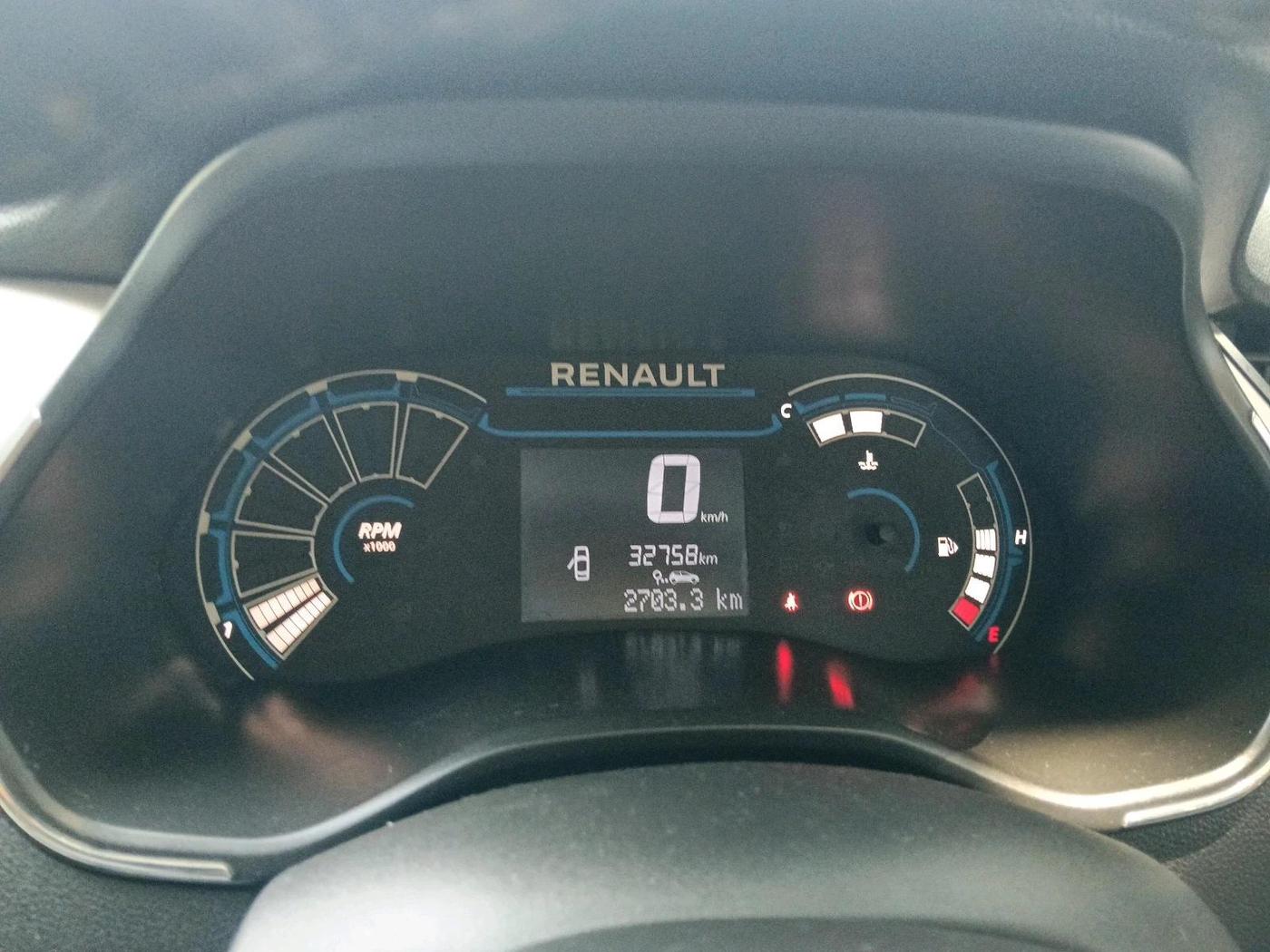 2019 Renault TRIBER RXZ, Petrol, Manual, 32,758 km, interior