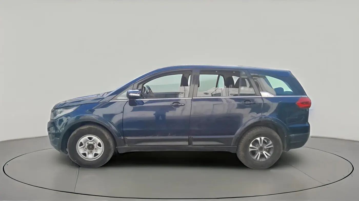 2017 Tata Hexa XM 4X2 7 STR, Diesel, Manual, 1,39,960 km, exterior