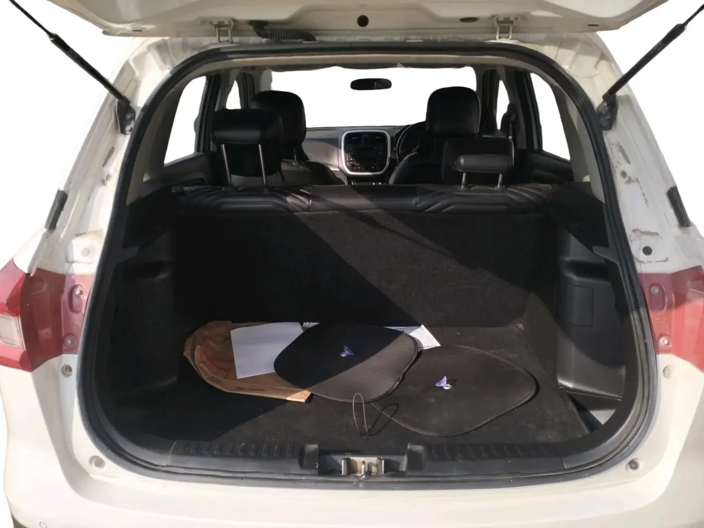 2021 Maruti Vitara Brezza VXI, Petrol, Manual, 1,43,998 km, exterior